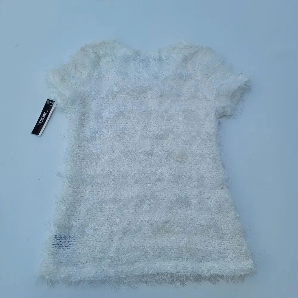 NWT Amy Byer Girls White Fuzzy Short Sleeve Knit Sweater sz L
